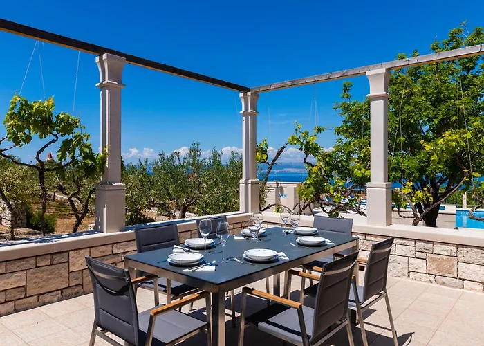 Agape - Three Bedroom On 15k M2 Olive Grove - Incredible 360 View - Free Parking - Private Pool And Jacuzzi Villa *