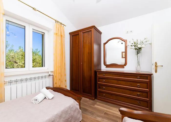 Agape - Three Bedroom On 15k M2 Olive Grove - Incredible 360 View - Free Parking - Private Pool And Jacuzzi