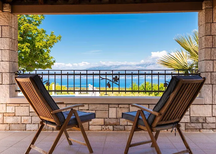 Agape - Three Bedroom On 15k M2 Olive Grove - Incredible 360 View - Free Parking - Private Pool And Jacuzzi Villa Mirce