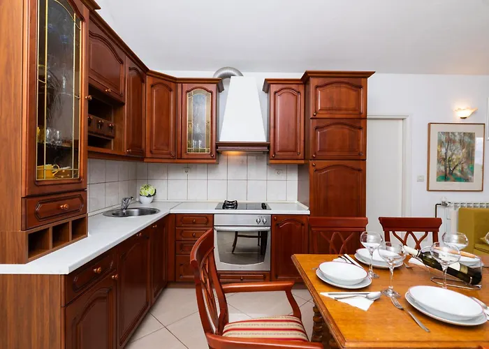 Agape - Three Bedroom On 15k M2 Olive Grove - Incredible 360 View - Free Parking - Private Pool And Jacuzzi Villa *