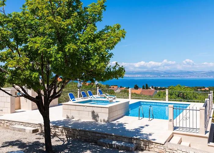 Villa Agape - Three Bedroom On 15k M2 Olive Grove - Incredible 360 View - Free Parking - Private Pool And Jacuzzi *