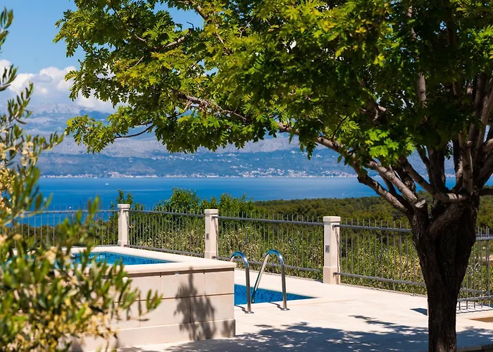 Agape - Three Bedroom On 15k M2 Olive Grove - Incredible 360 View - Free Parking - Private Pool And Jacuzzi